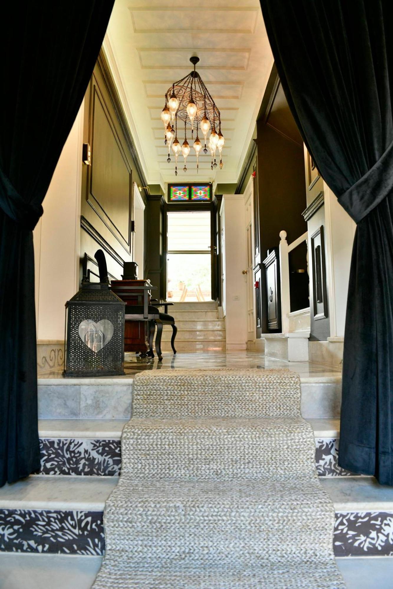 Hotel Siyah Lale Cunda 1841 (Adults Only) Ayvalı Exterior foto