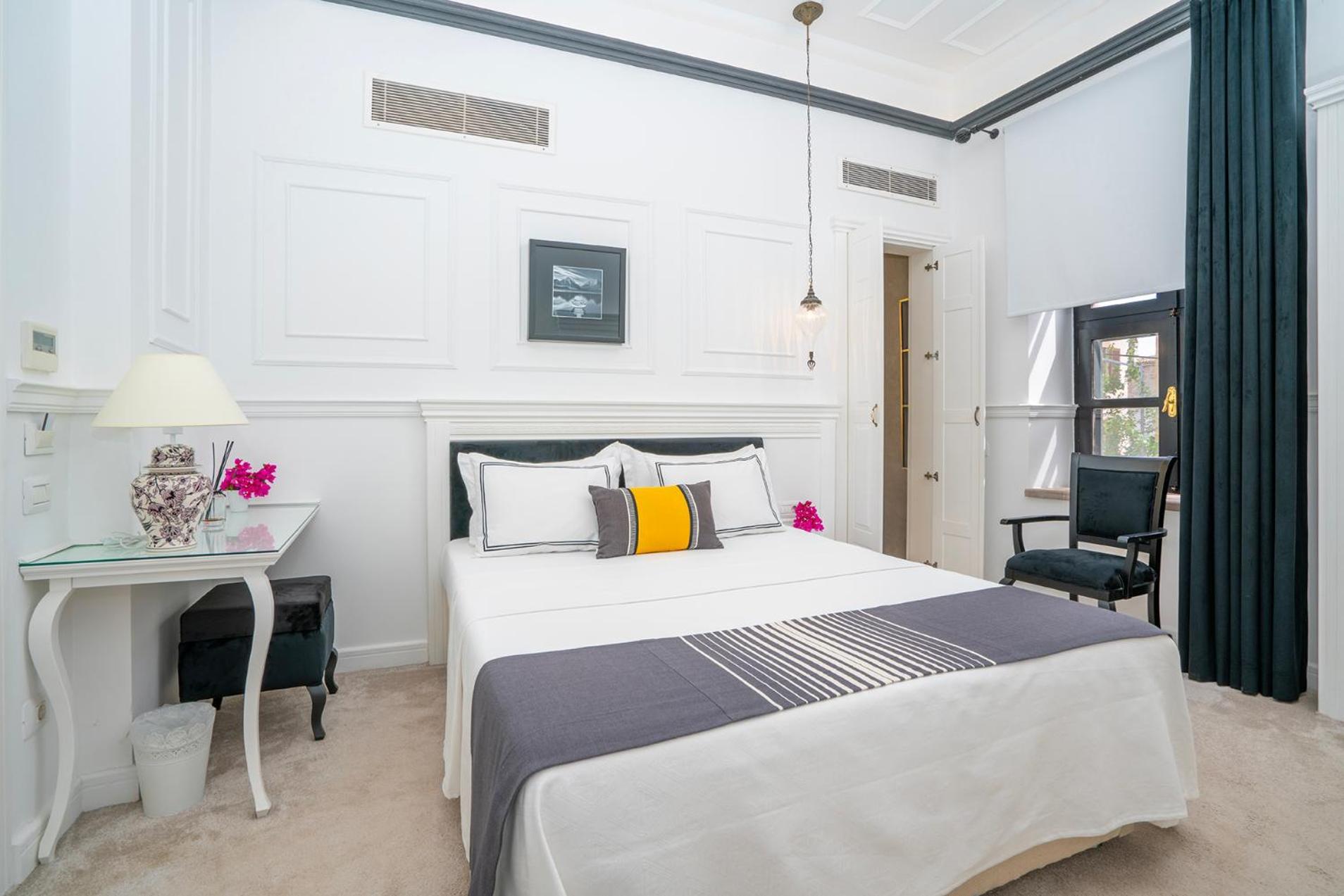 Hotel Siyah Lale Cunda 1841 (Adults Only) Ayvalı Exterior foto