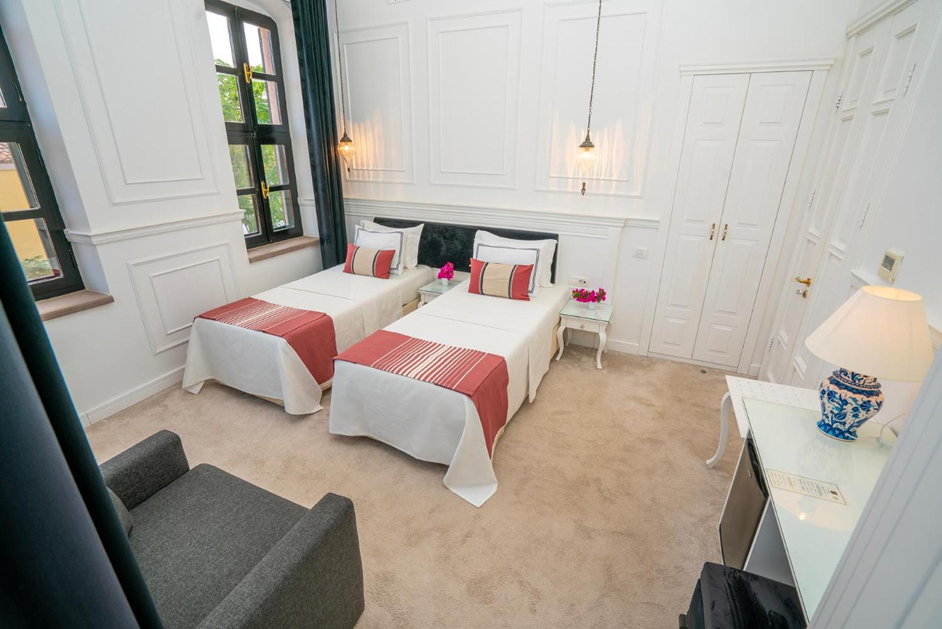 Hotel Siyah Lale Cunda 1841 (Adults Only) Ayvalı Exterior foto