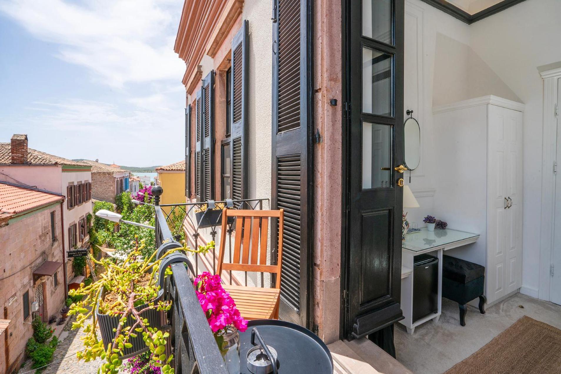 Hotel Siyah Lale Cunda 1841 (Adults Only) Ayvalı Exterior foto